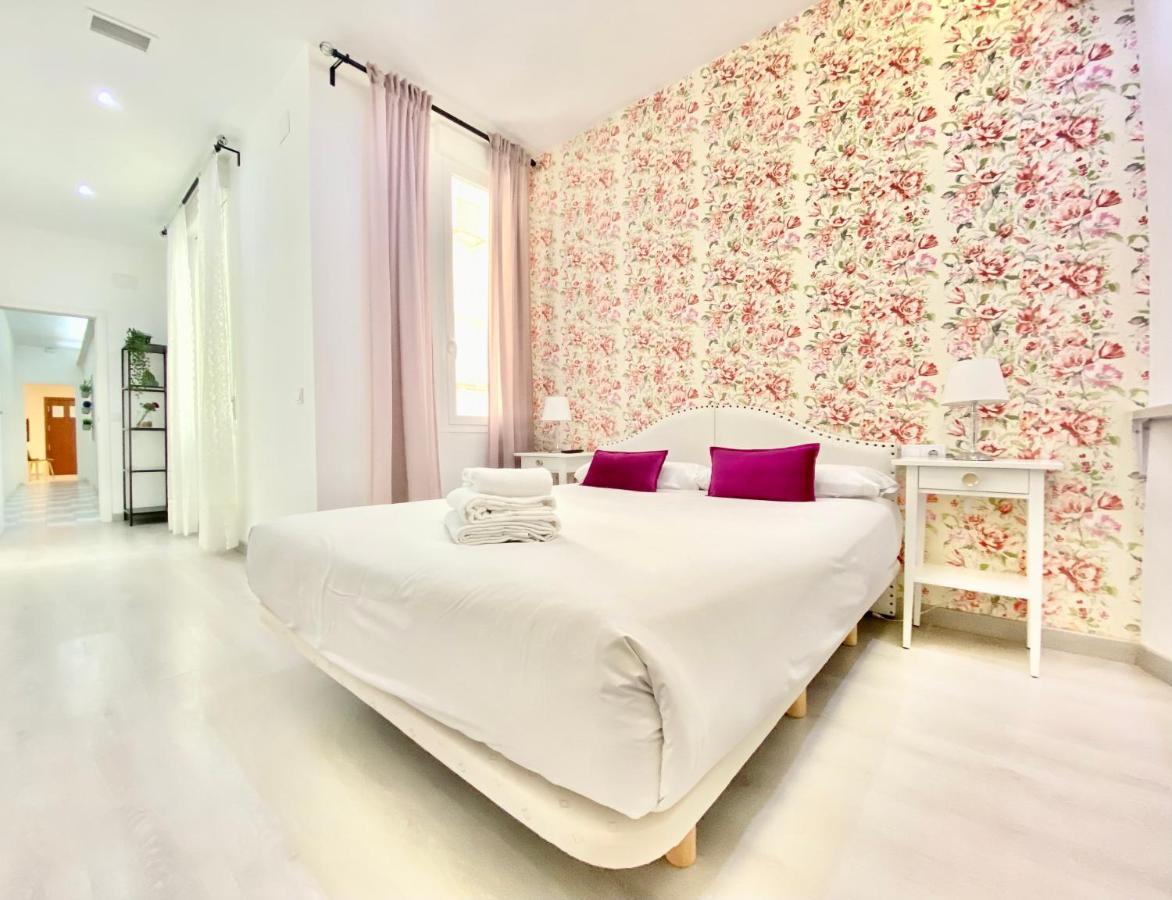 Charming Puerta Del Sol Center Apartment Madrid Exterior photo